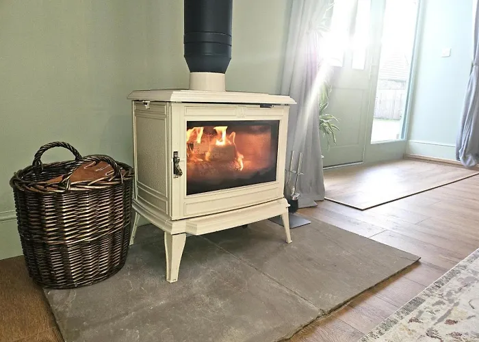 3 Bed In Ripon Oc-93105 *